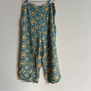 O’Neill Green Print pants Size 30